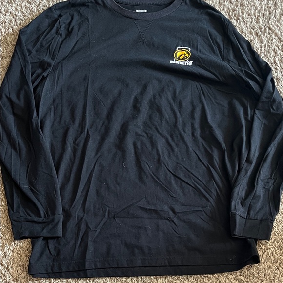 Bundle of Men’s Iowa Hawkeyes t-shirts - Picture 3 of 6